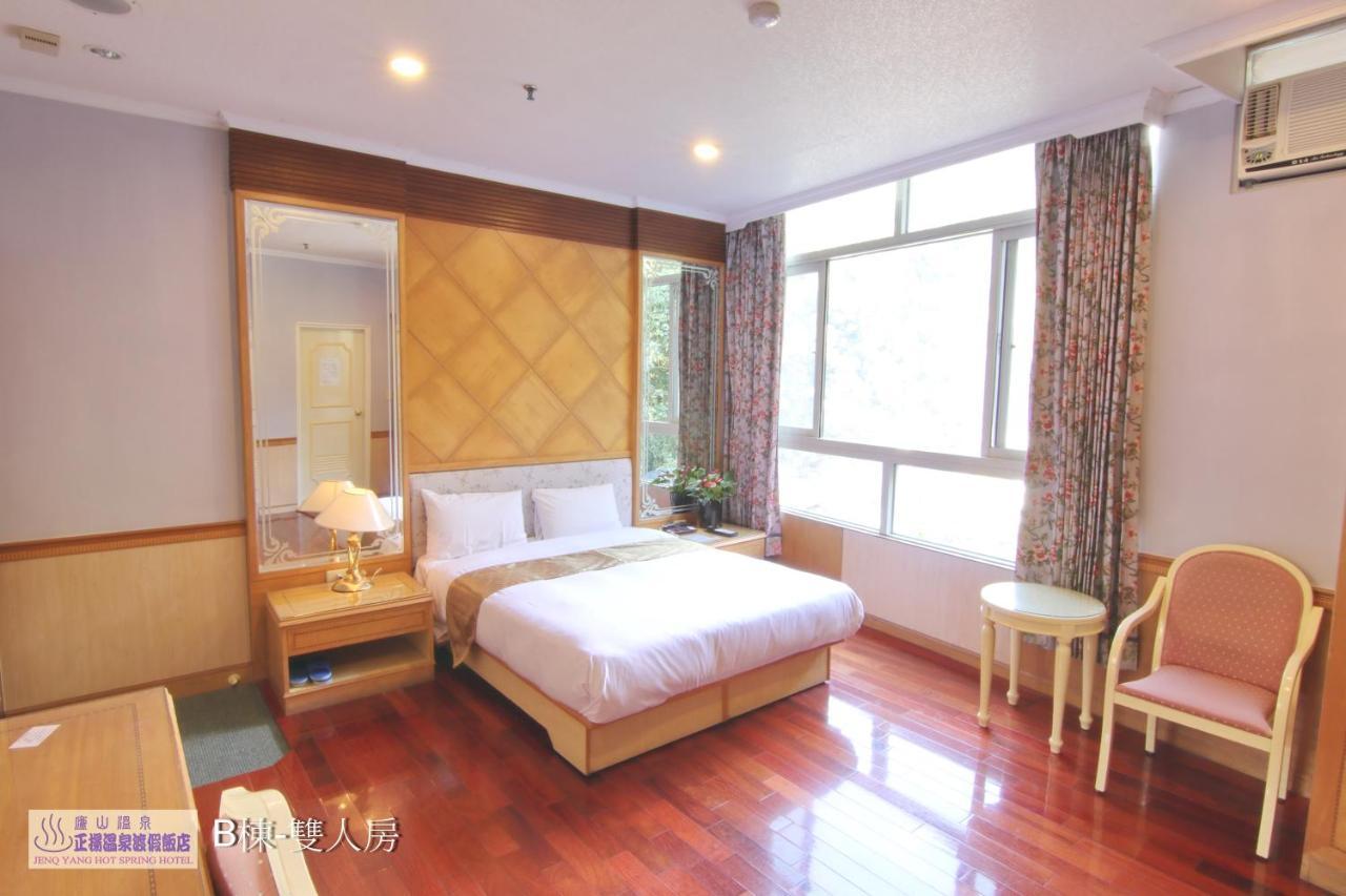 Jenq Yang Hotspring Hotel Ren’ai Zewnętrze zdjęcie