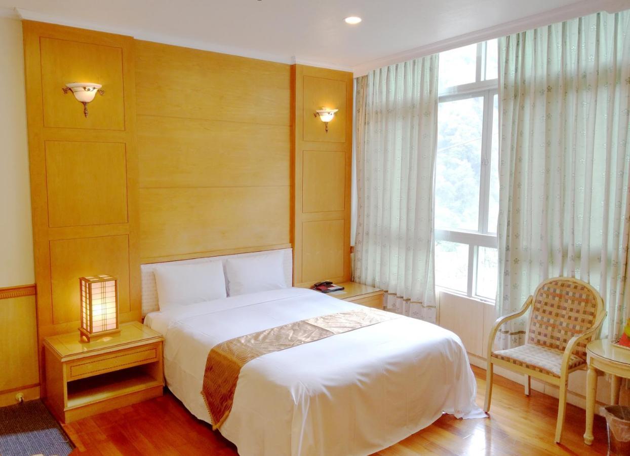 Jenq Yang Hotspring Hotel Ren’ai Zewnętrze zdjęcie